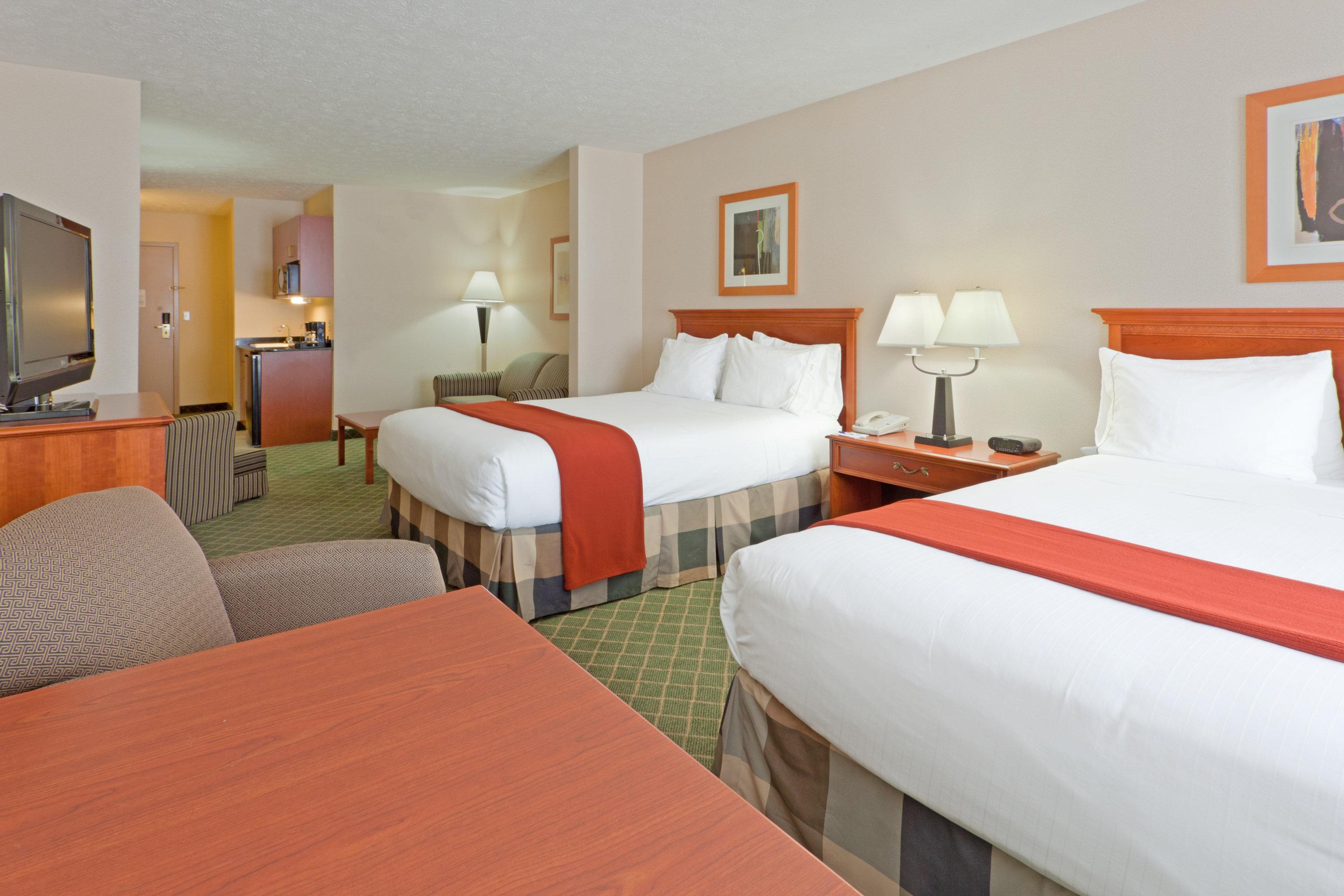 Holiday Inn Express Hotel & Suites Kent State University Екстер'єр фото